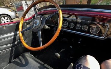 Buick-64-1930-Burgundy-Black-1