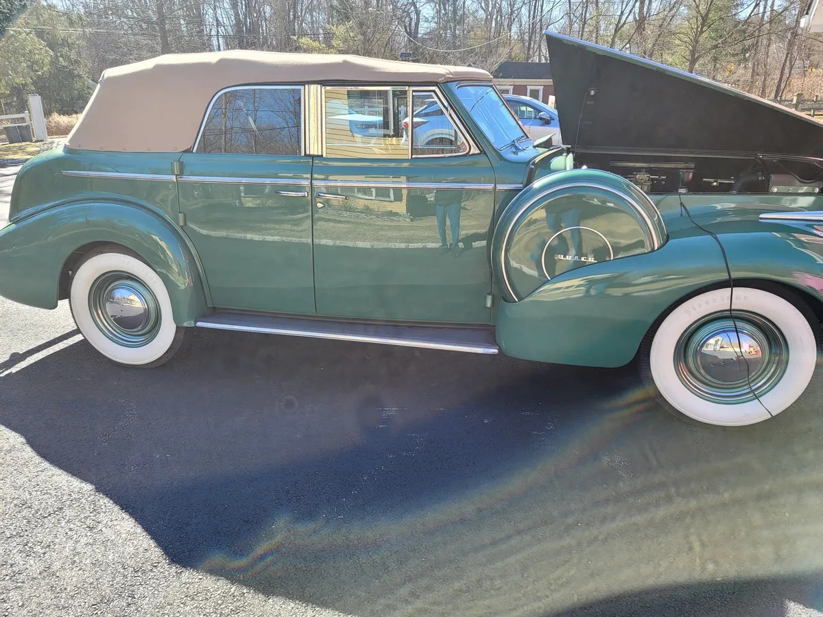 Buick-Century-1940-Green-Saddle-2