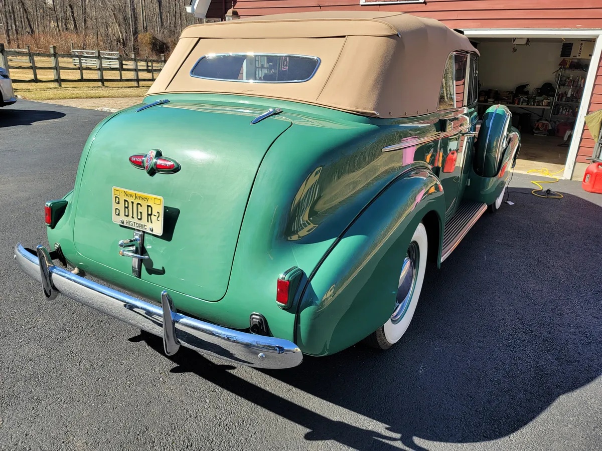 Buick-Century-1940-Green-Saddle