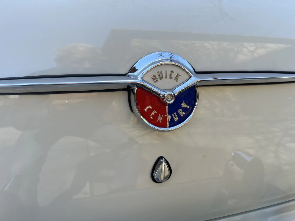 Buick-Century-1954-Creme-Creme-15