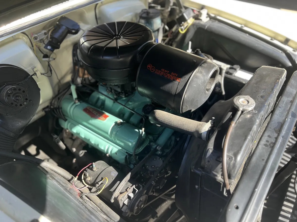 Buick-Century-1954-Creme-Creme-3