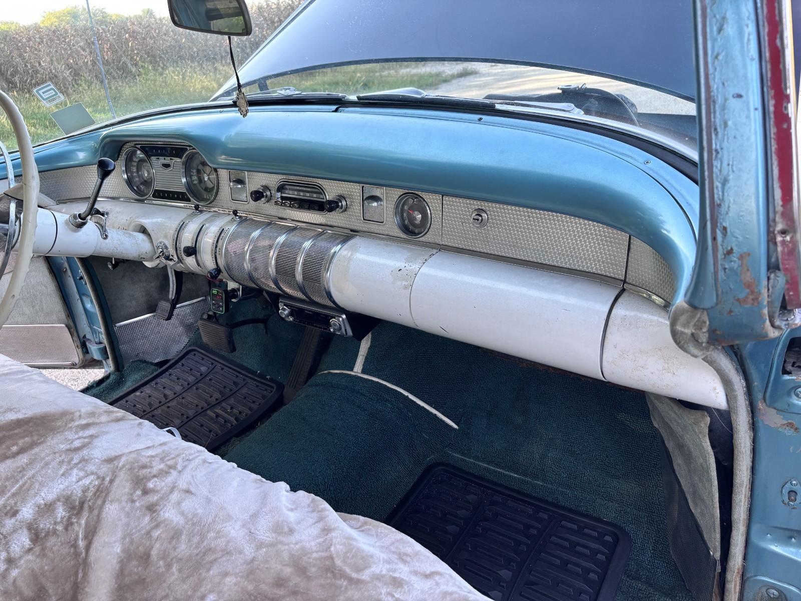 Buick-Century-1955-Sedan-10