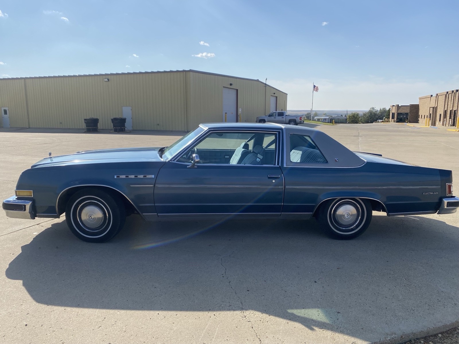 Buick-Electra-1978-Coupe