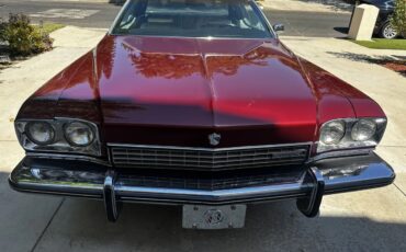 Buick-Electra-225-1973-Red-White-1