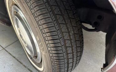 Buick-Electra-225-1973-Red-White-2