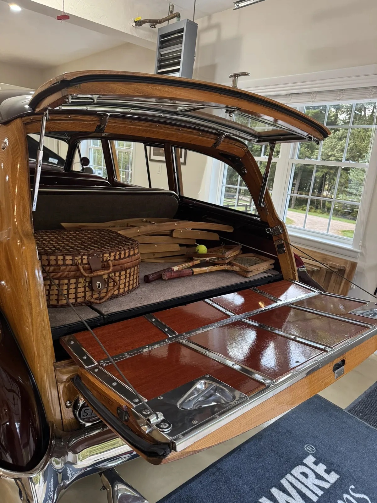 Buick-Estate-wagon-1949-Burgundy-Maroon-5