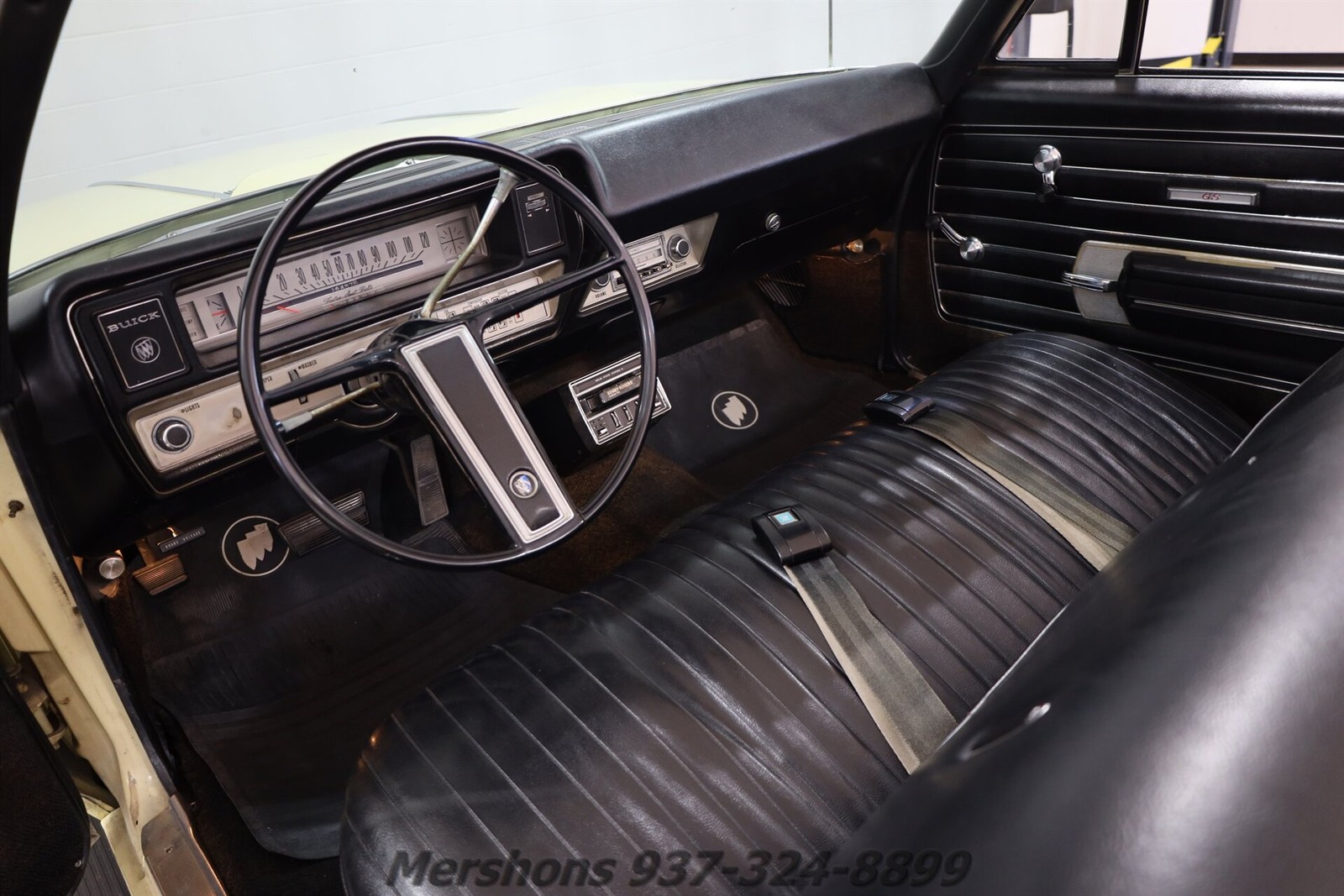 Buick-GS400-1968-Convertible-1