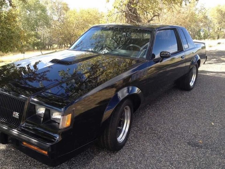 Buick-Gnx-regal-1987-Black-Black
