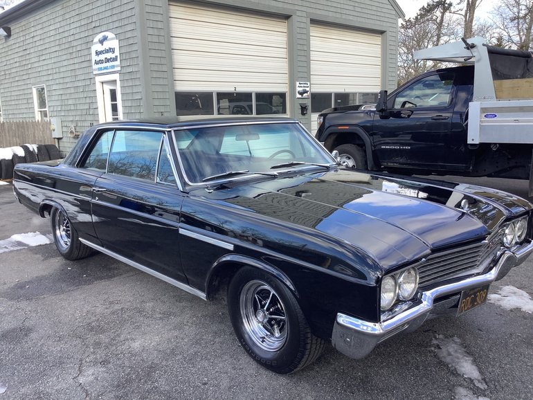 Buick-Gran-sport-1965-Black-Red