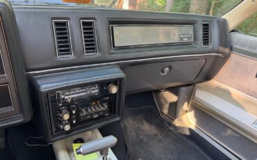 Buick-Grand-National-1984-1
