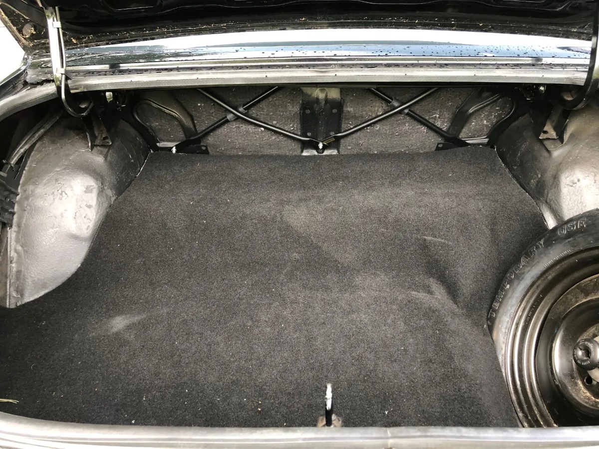 Buick-Grand-national-regal-1986-Black-Black-amp-Gray-2