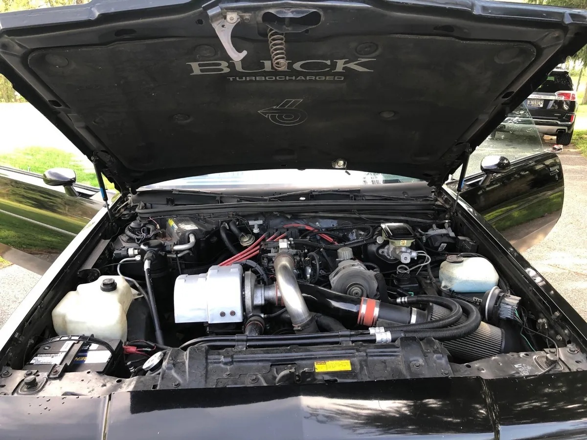 Buick-Grand-national-regal-1986-Black-Black-amp-Gray-6
