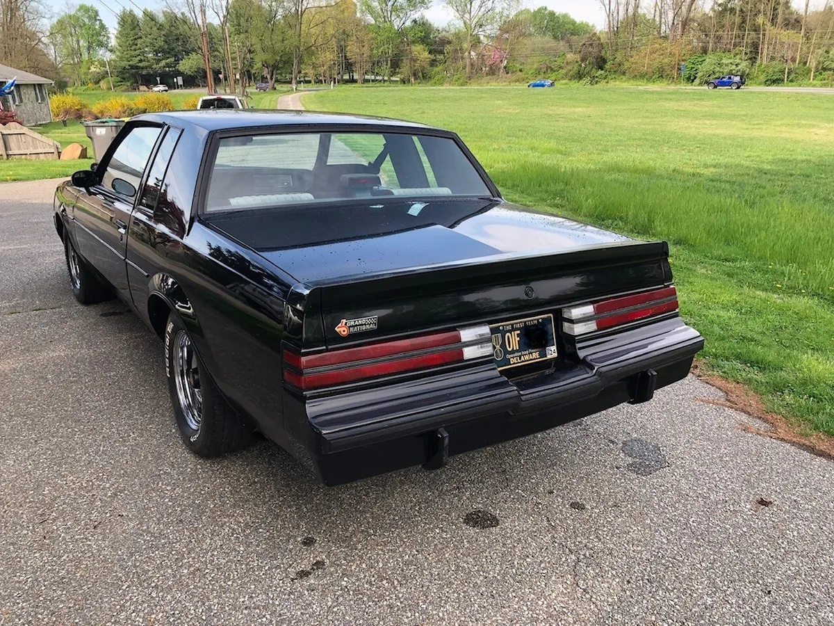 Buick-Grand-national-regal-1986-Black-Black-amp-Gray