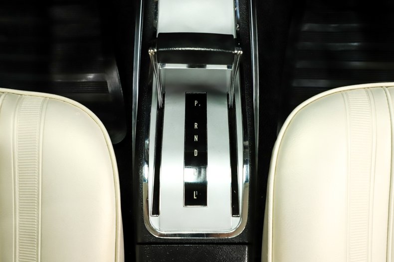 Buick-Gs-1969-Regal-Black-Pearl-White-10