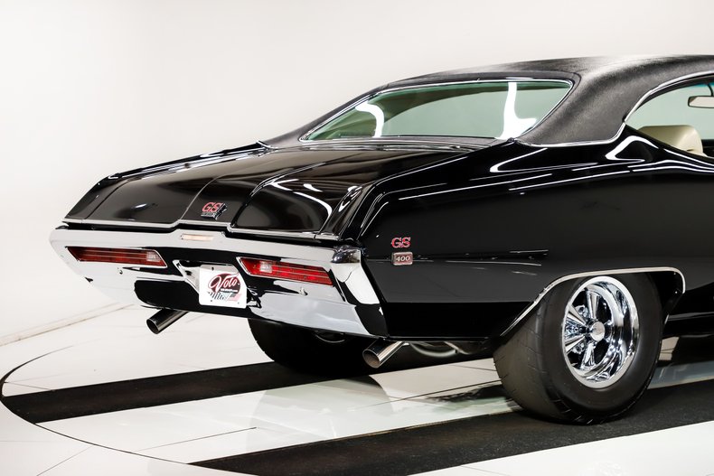 Buick-Gs-1969-Regal-Black-Pearl-White-34