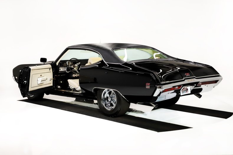 Buick-Gs-1969-Regal-Black-Pearl-White-37