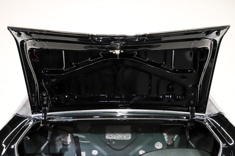 Buick-Gs-1969-Regal-Black-Pearl-White-44