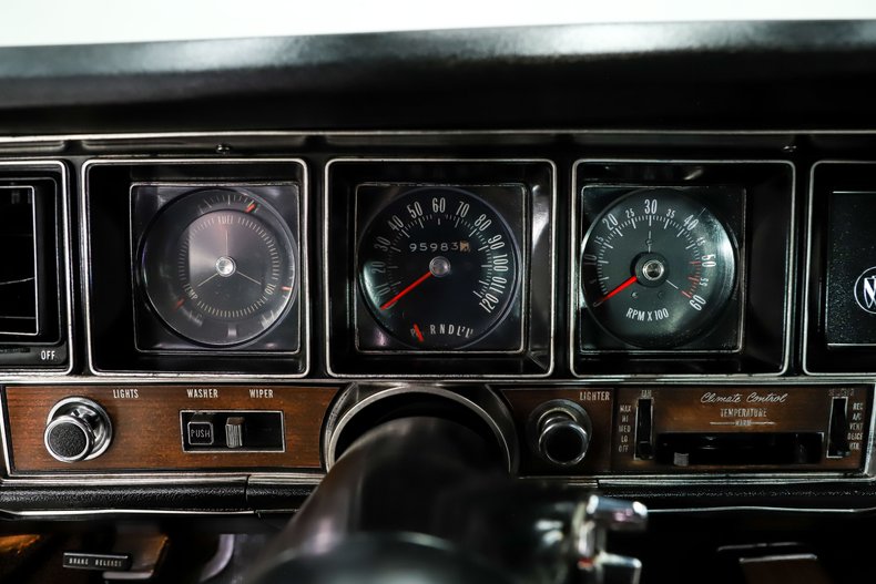 Buick-Gs-455-1970-Glacier-White-Black-17