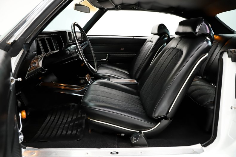 Buick-Gs-455-1970-Glacier-White-Black-26