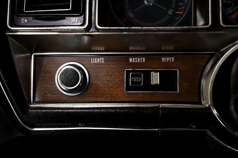 Buick-Gs-455-1970-Glacier-White-Black-27