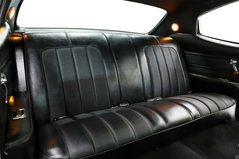 Buick-Gs-455-1970-Glacier-White-Black-39