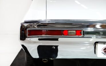 Buick-Gs-455-1970-Glacier-White-Black-4