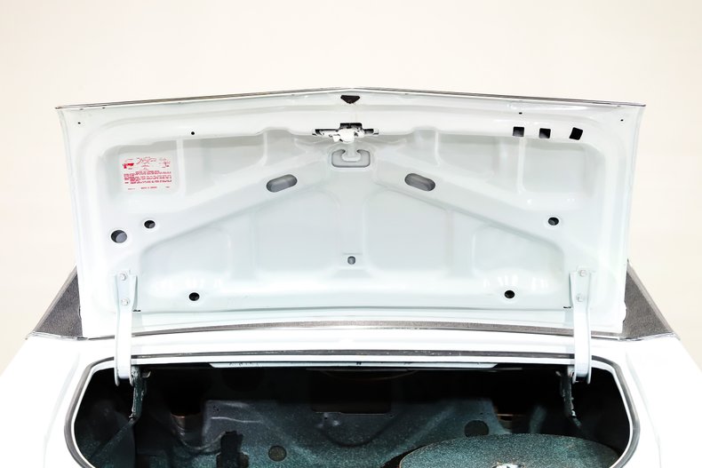 Buick-Gs-455-1970-Glacier-White-Black-45