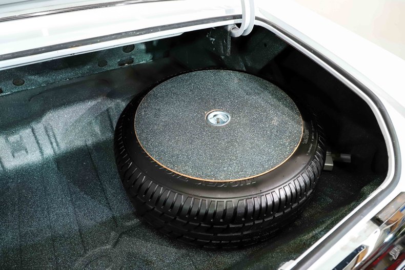 Buick-Gs-455-1970-Glacier-White-Black-48