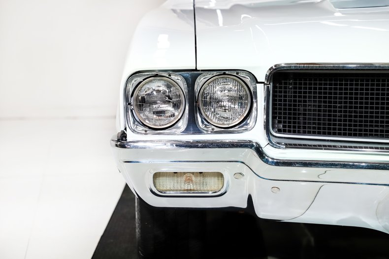 Buick-Gs-455-1970-Glacier-White-Black-5