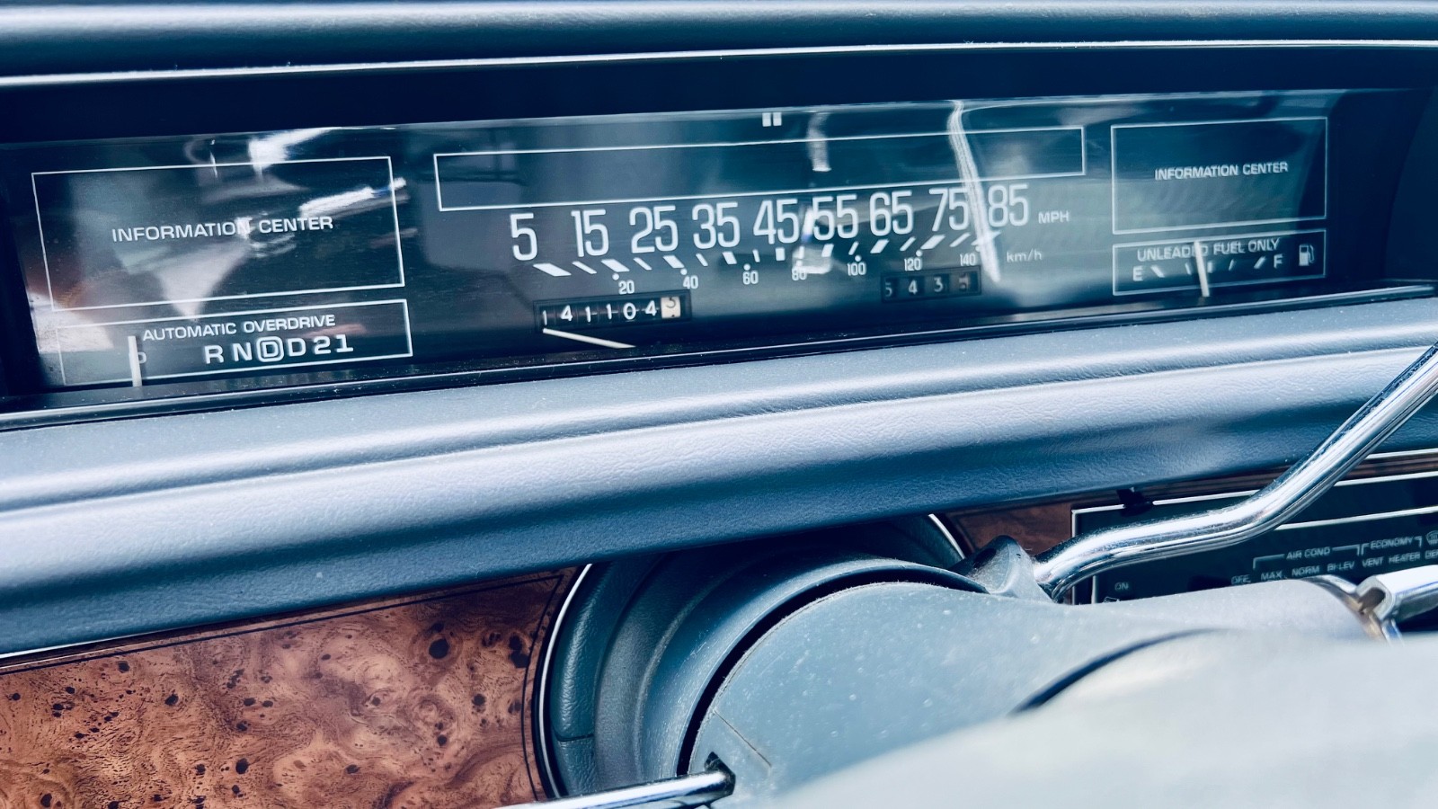 Buick-LeSabre-1989-Sedan-11