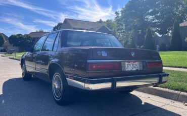Buick-LeSabre-1989-Sedan-13