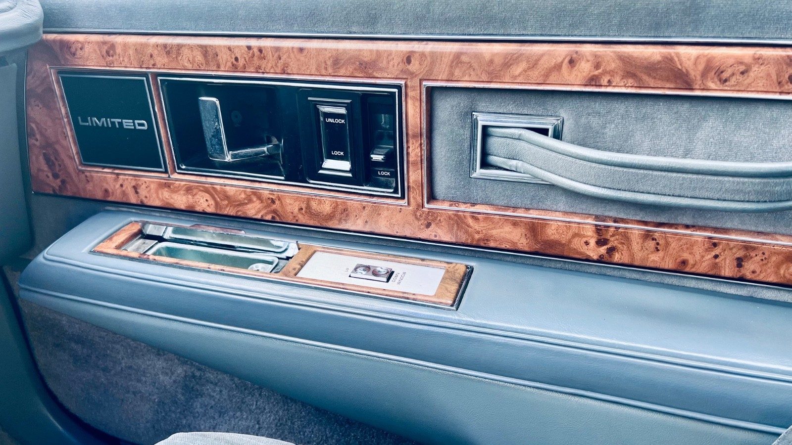 Buick-LeSabre-1989-Sedan-13