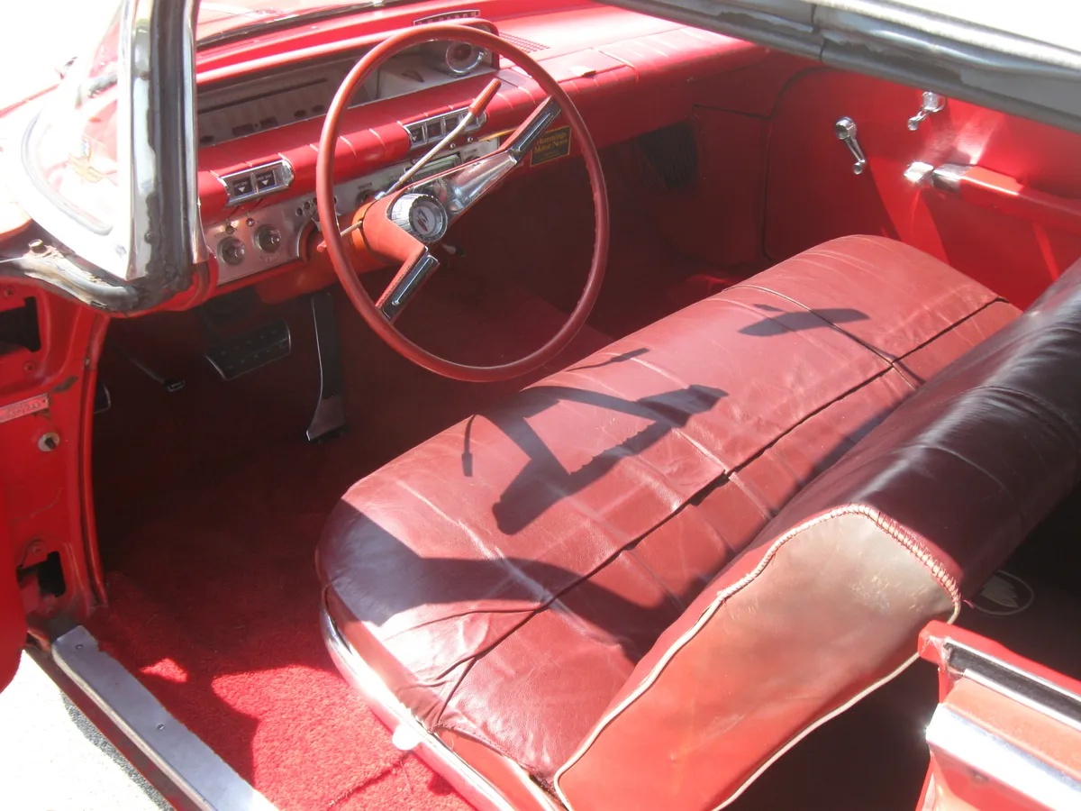 Buick-Lesabre-1960-Red-Red-11