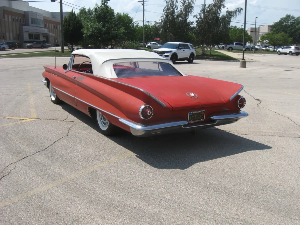 Buick-Lesabre-1960-Red-Red-12