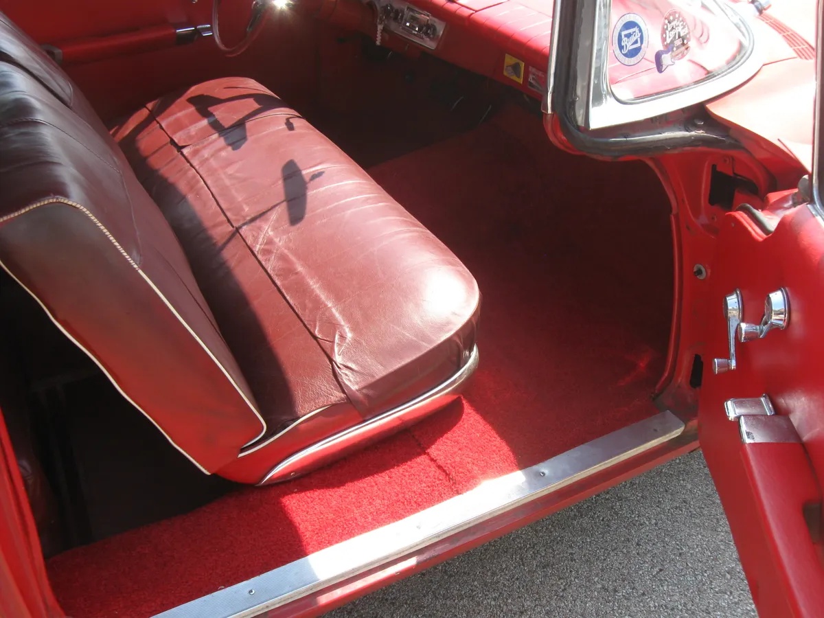 Buick-Lesabre-1960-Red-Red-4