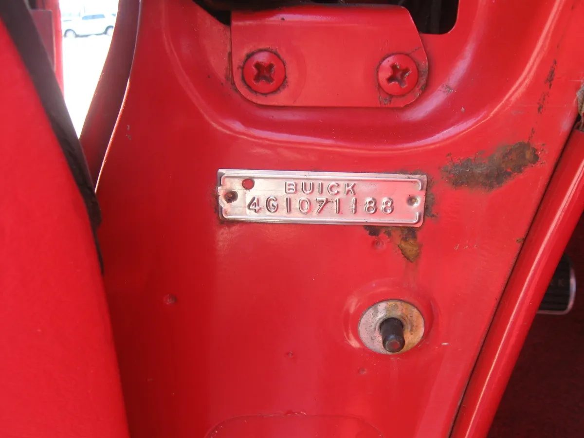 Buick-Lesabre-1960-Red-Red-5