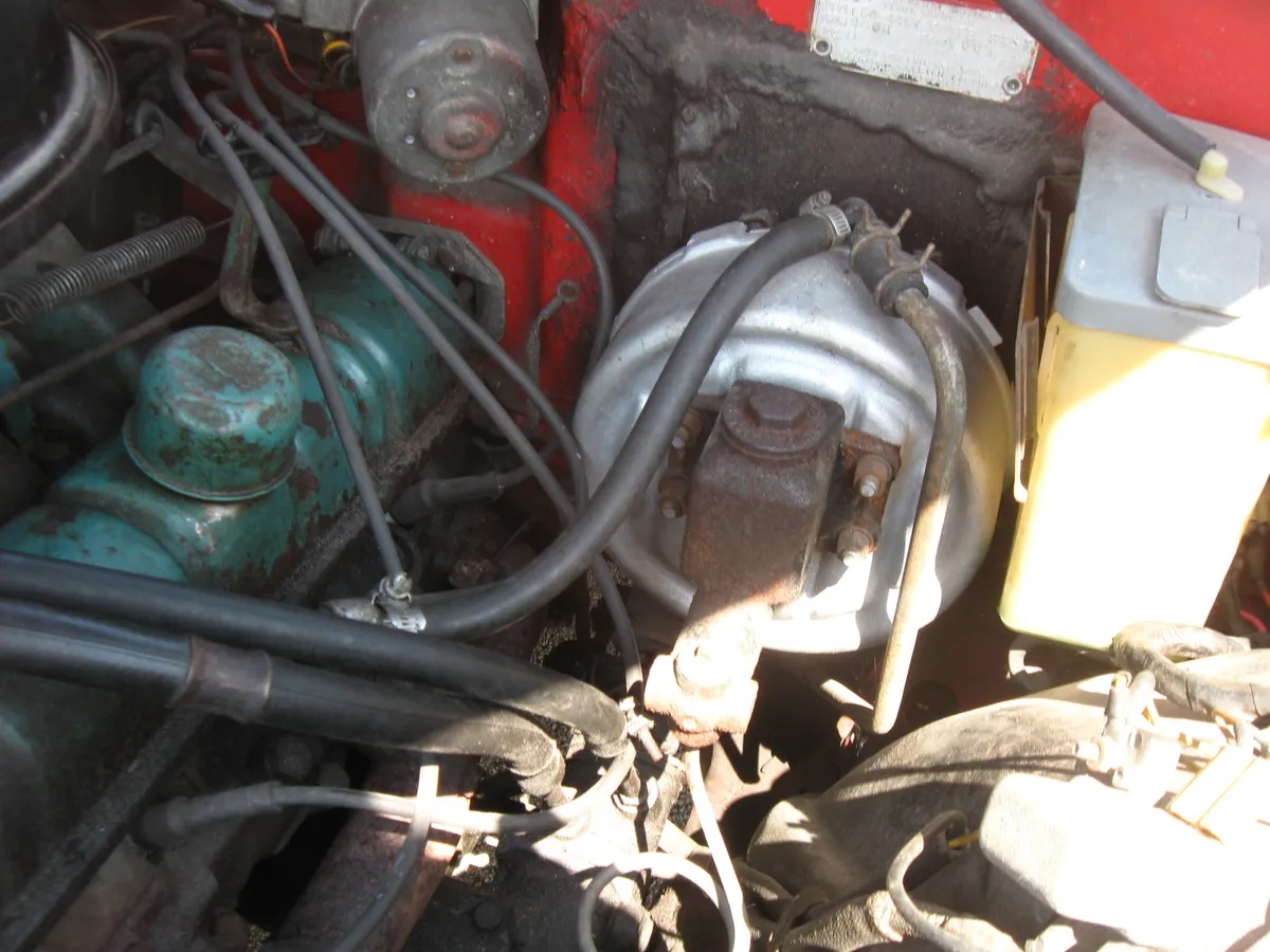 Buick-Lesabre-1960-Red-Red-8