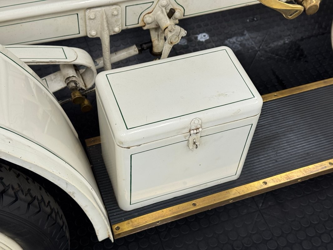 Buick-Model-10-1909-Convertible-23