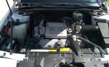 Buick-Reatta-1990-White-Blue-5