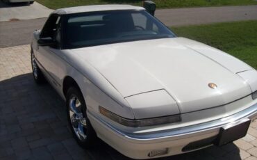 Buick-Reatta-1990-White-Blue-7