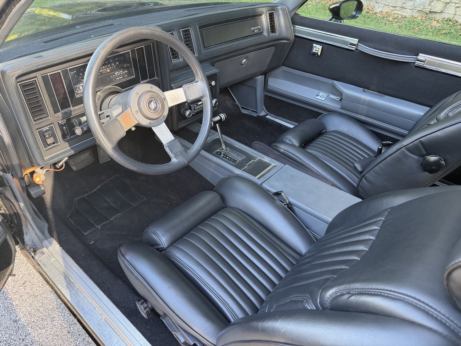 Buick-Regal-1984-Coupe-14
