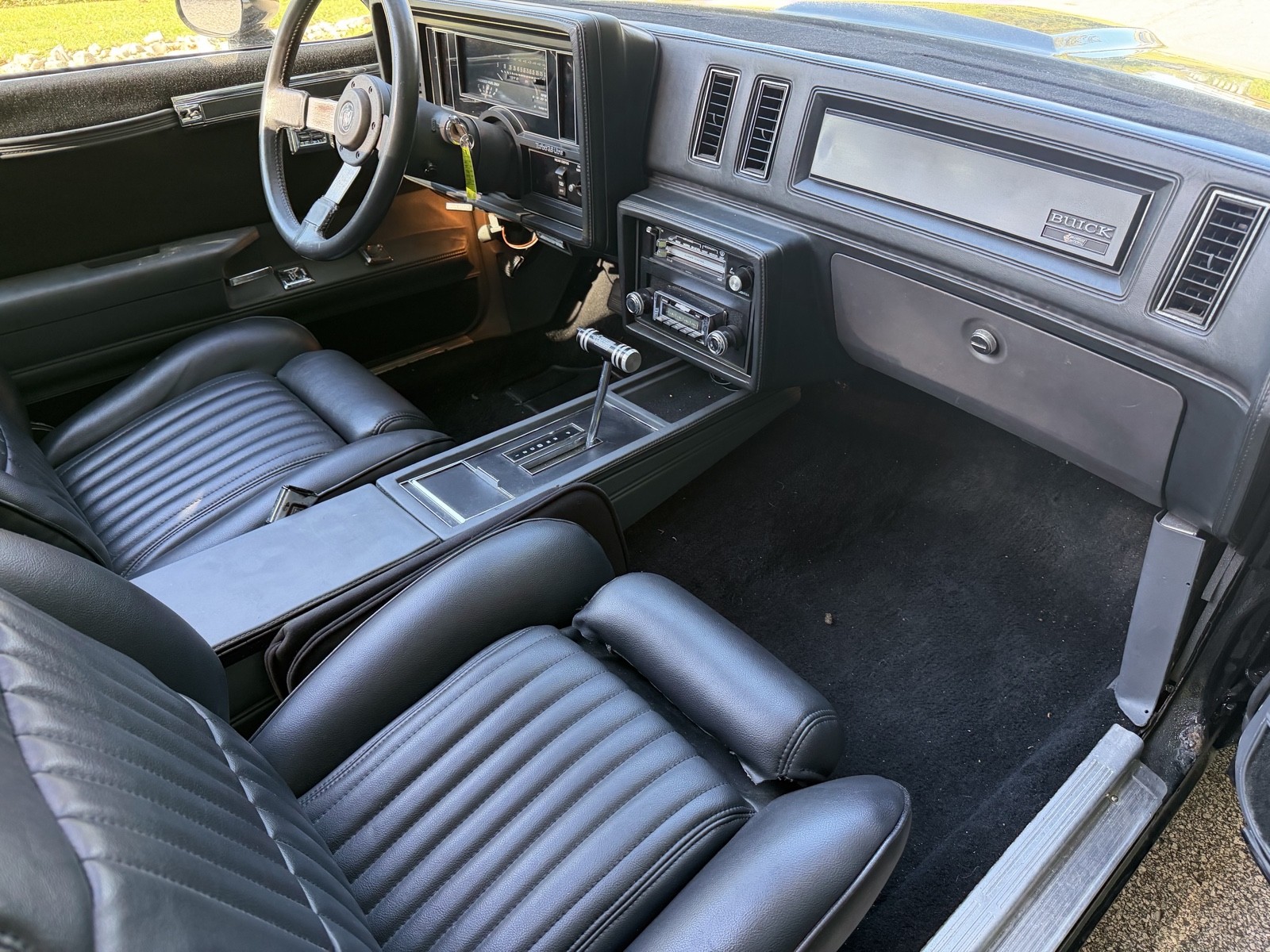 Buick-Regal-1984-Coupe-17
