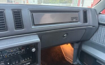 Buick-Regal-1986-American-Muscle-Car-32