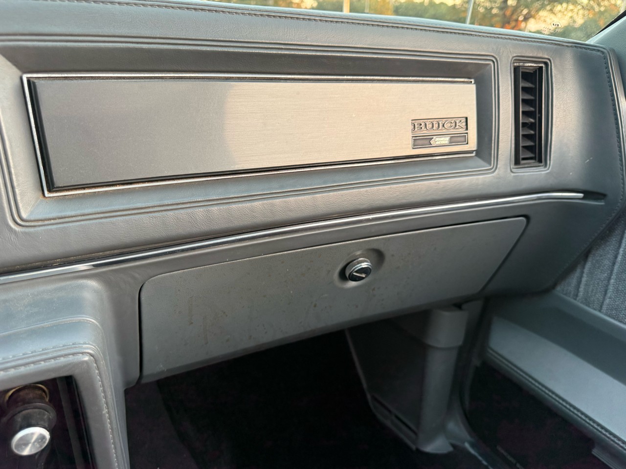 Buick-Regal-1986-American-Muscle-Car-37