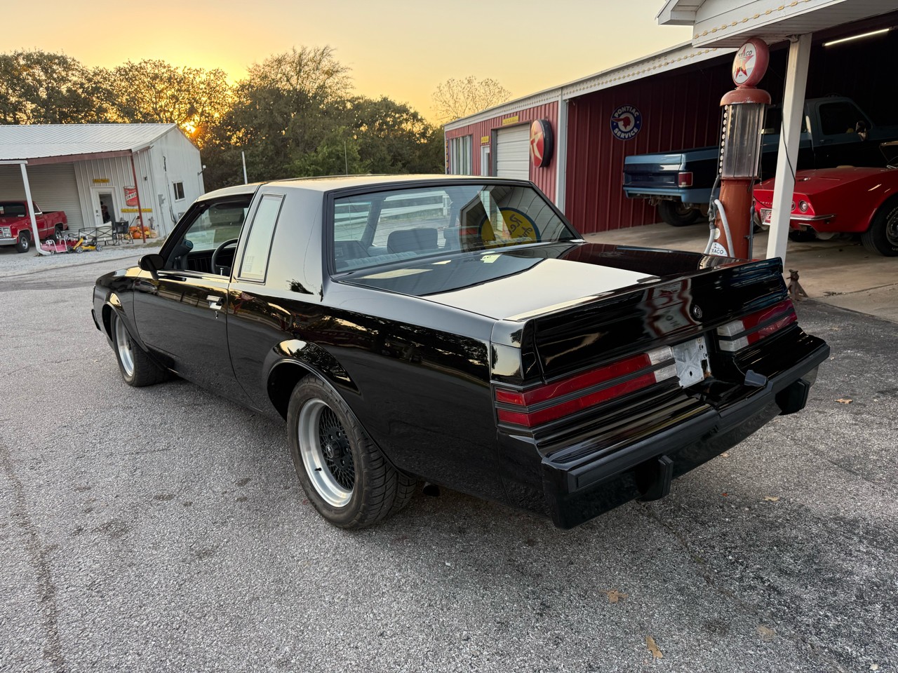 Buick-Regal-1986-American-Muscle-Car-4