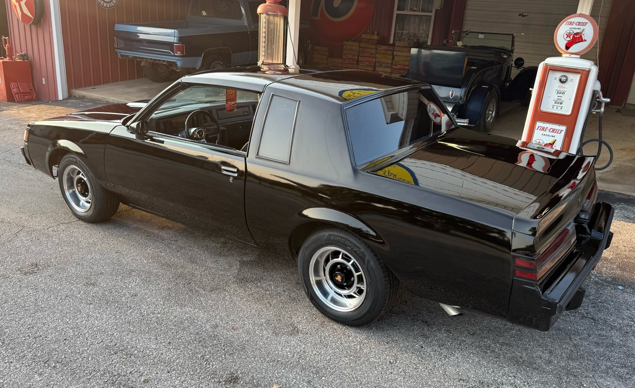 Buick-Regal-1987-American-Muscle-Car-4