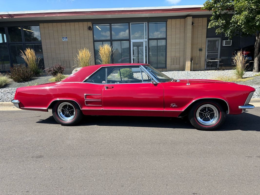 Buick-Rivera-1964-13