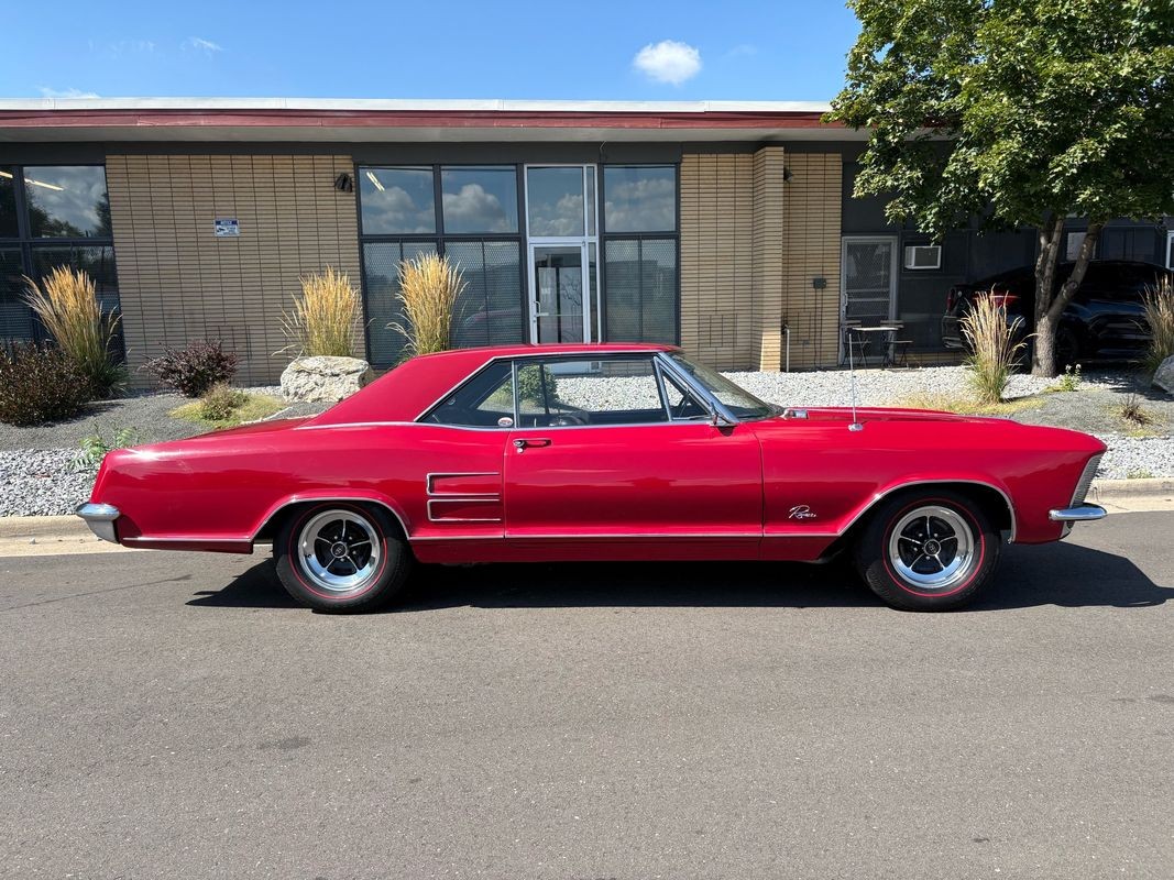 Buick-Rivera-1964-14