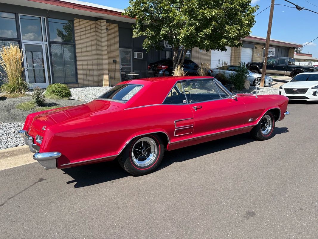 Buick-Rivera-1964-15