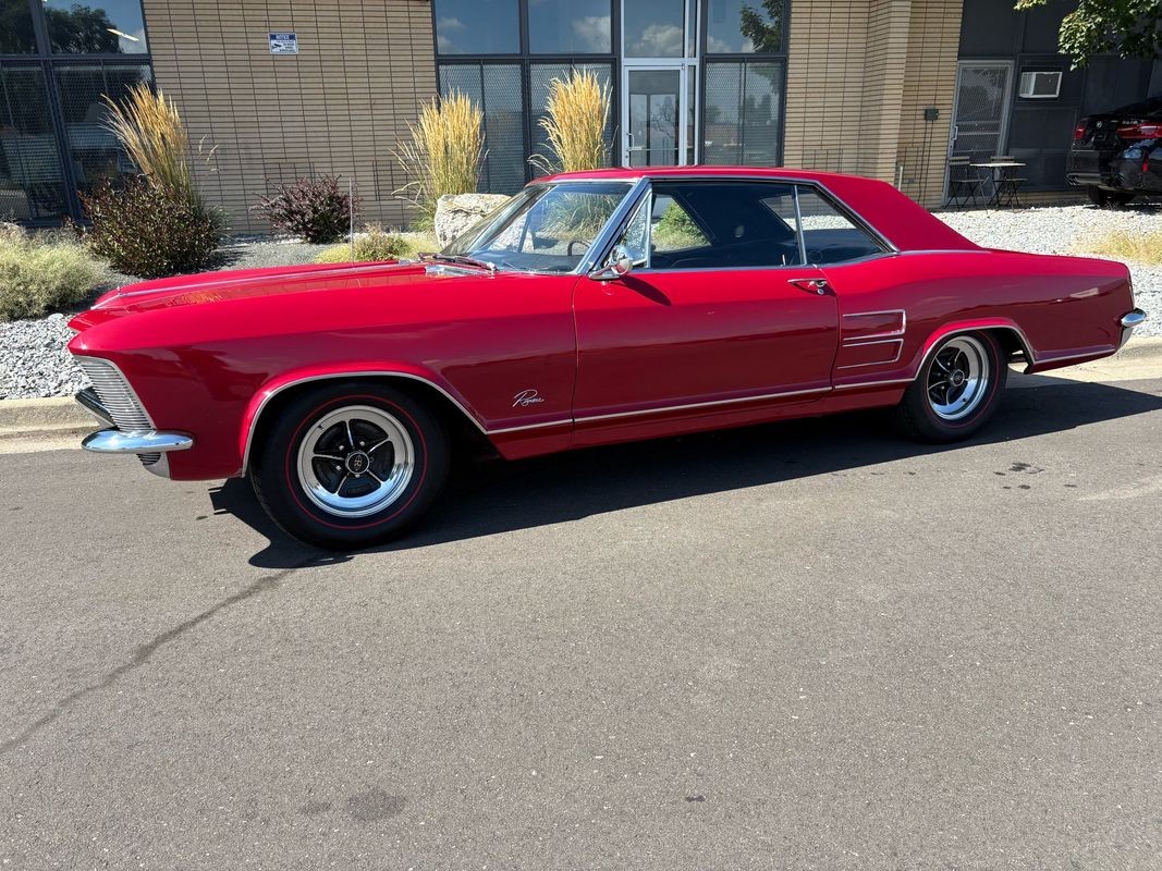 Buick-Rivera-1964-28